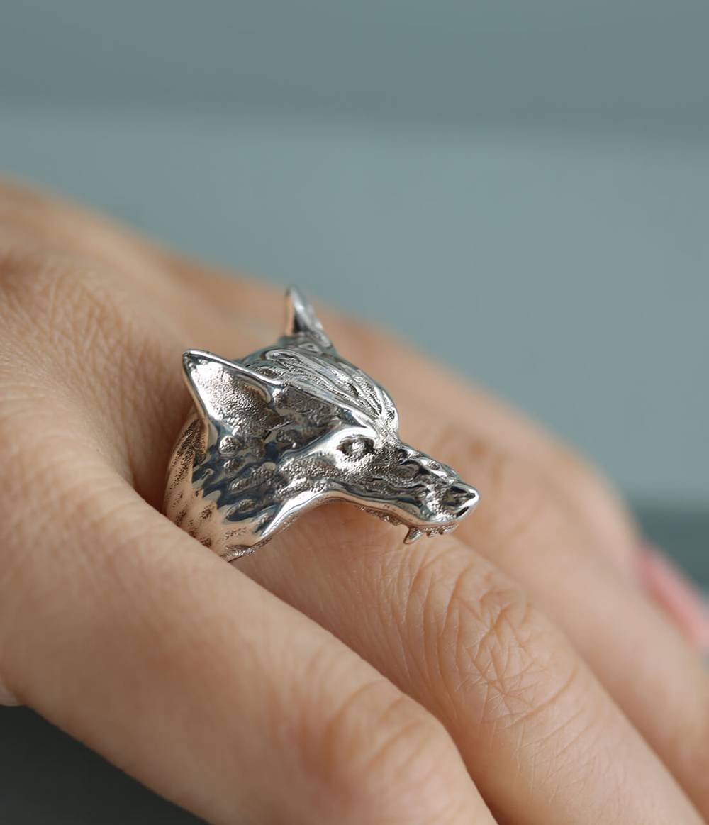 Wolf Ring