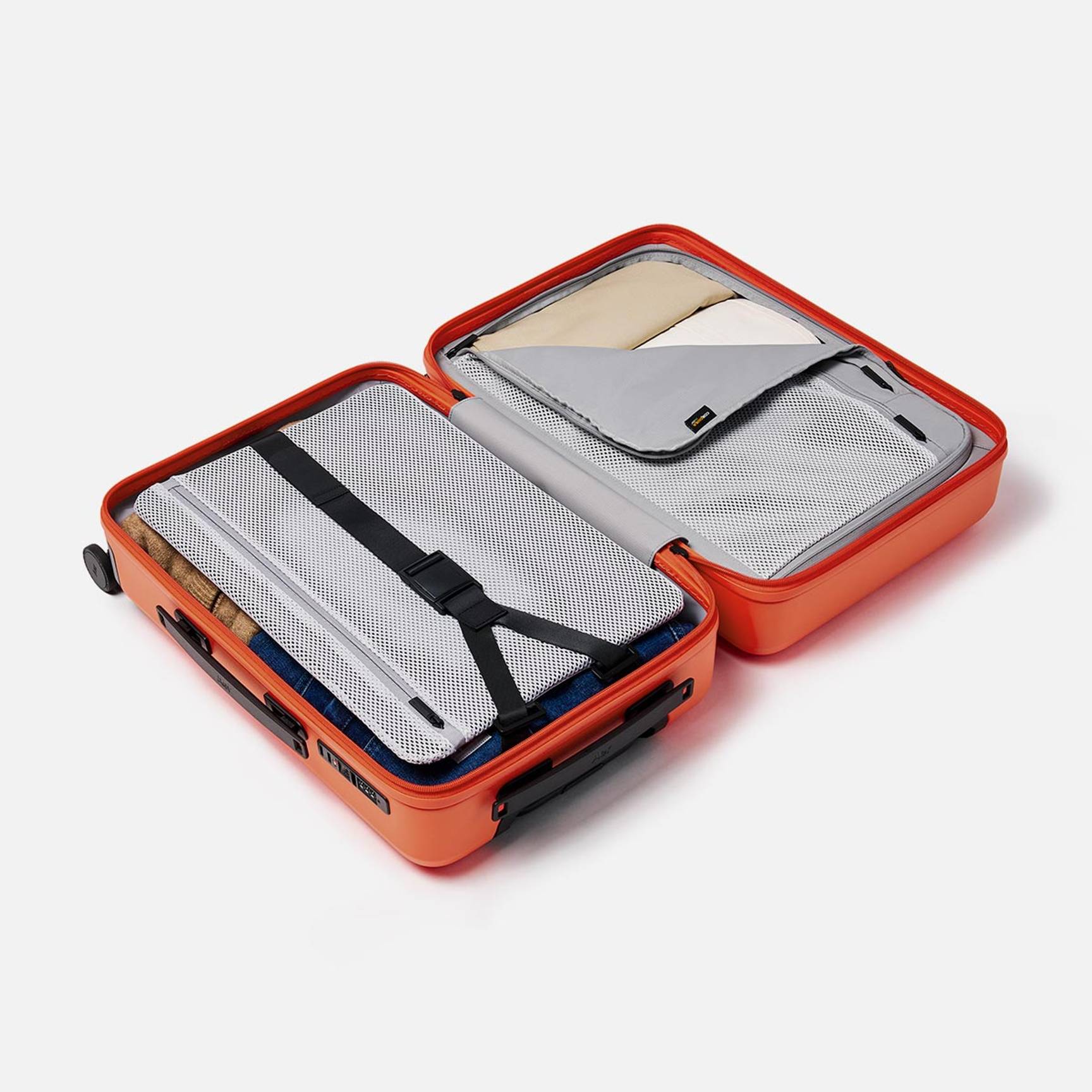 Carry-On, 8 image