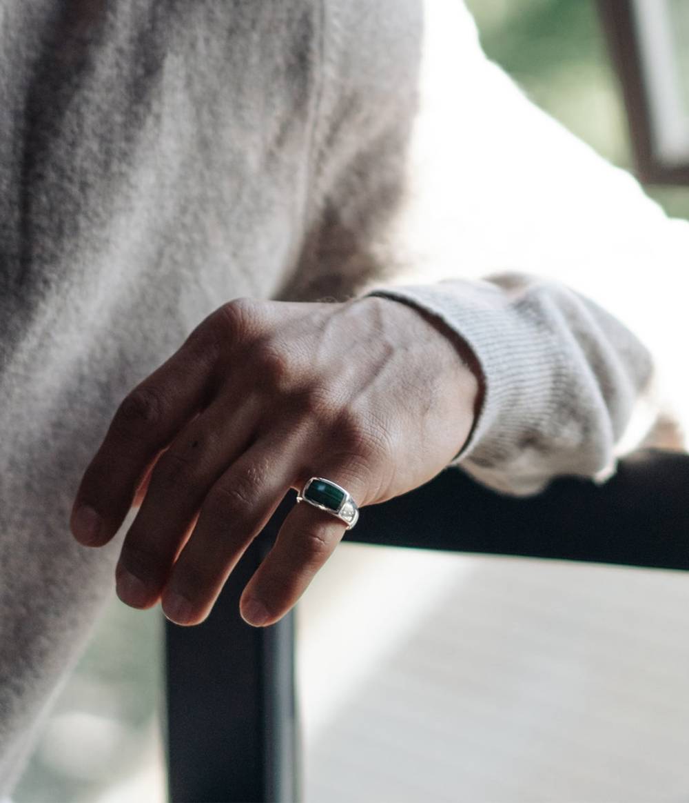 Inlaid Oxford Signet Ring