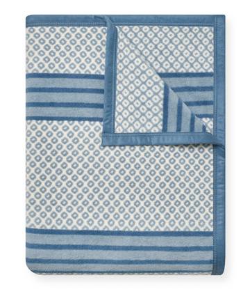 Captain's Classic Fog Blanket