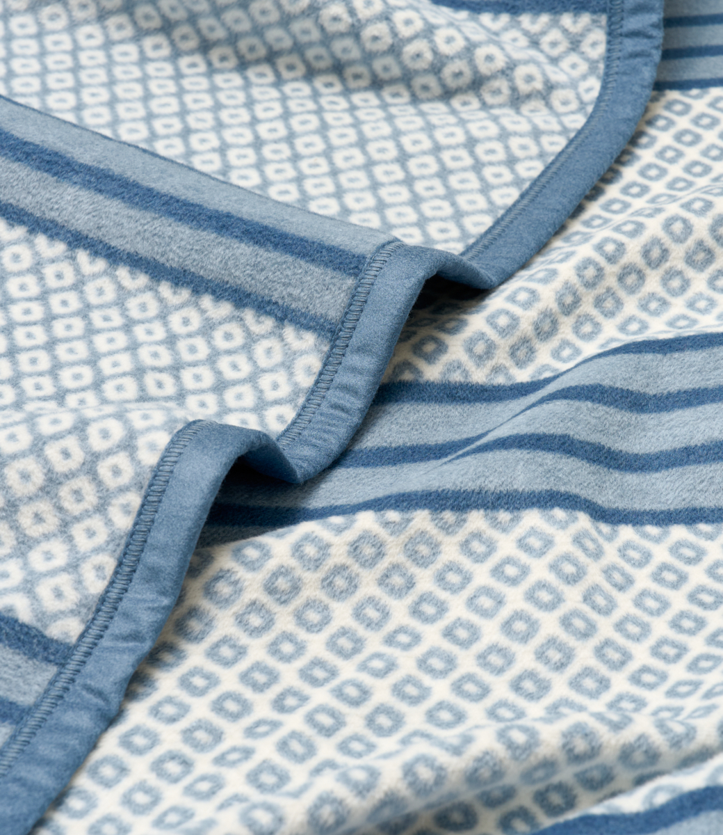 ChappyWrap Captain's Classic Blanket