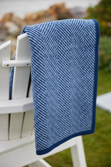 Harborview Herringbone Navy Blanket2