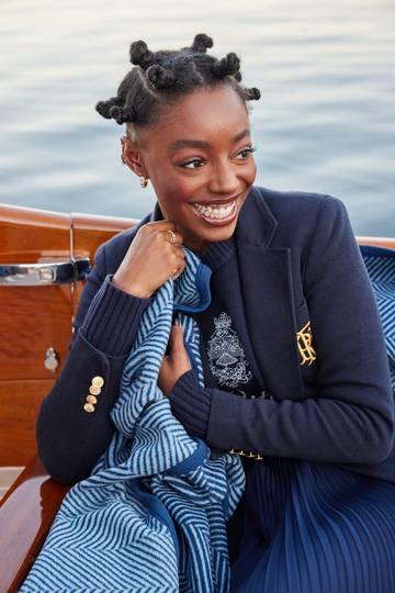 Harborview Herringbone Navy Blanket6