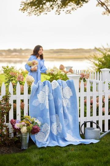 Hydrangeas Bluebell Blanket2