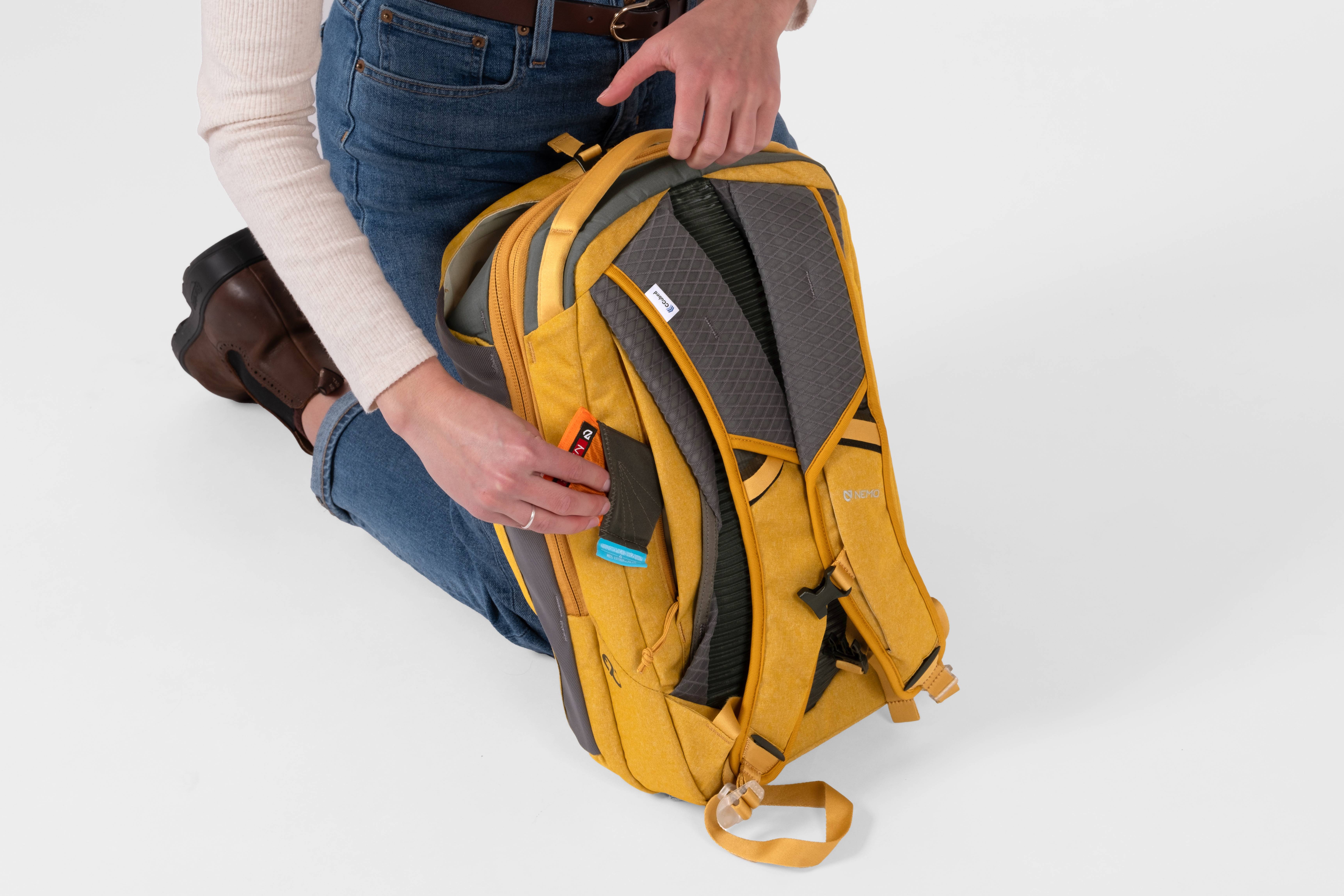Vantage™ 20L Endless Promise® Everyday Adventure Daypack