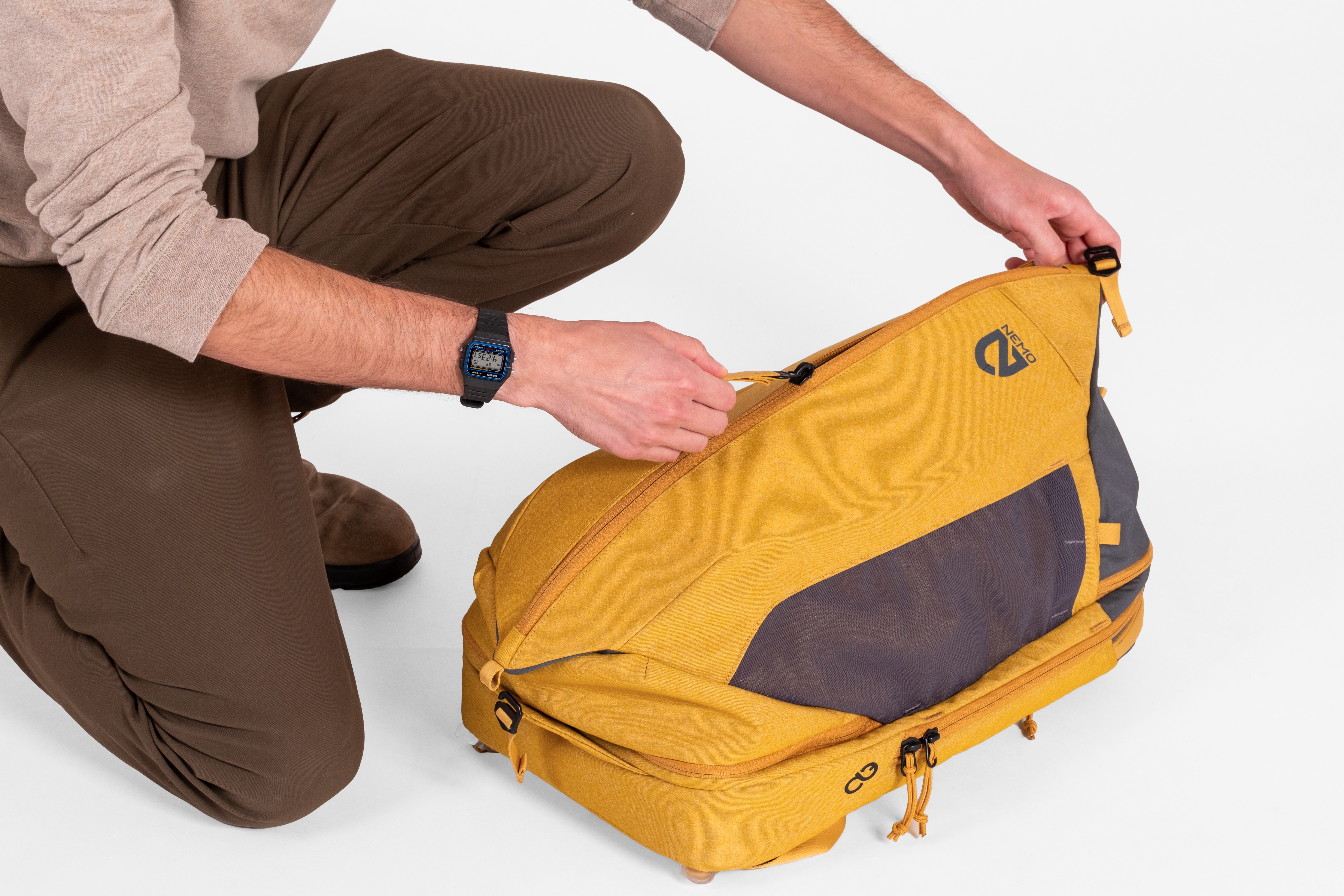 Vantage™ 30L Endless Promise® Everyday Adventure Daypack