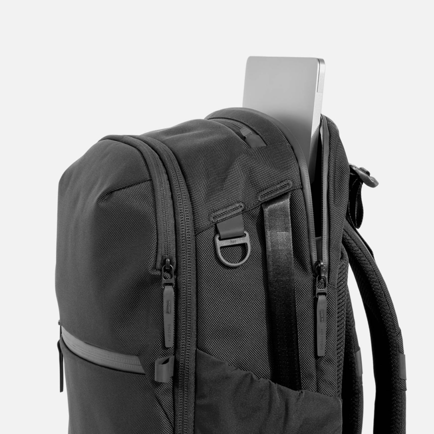 Travel Pack 4 35L Travel Pack 4 35L