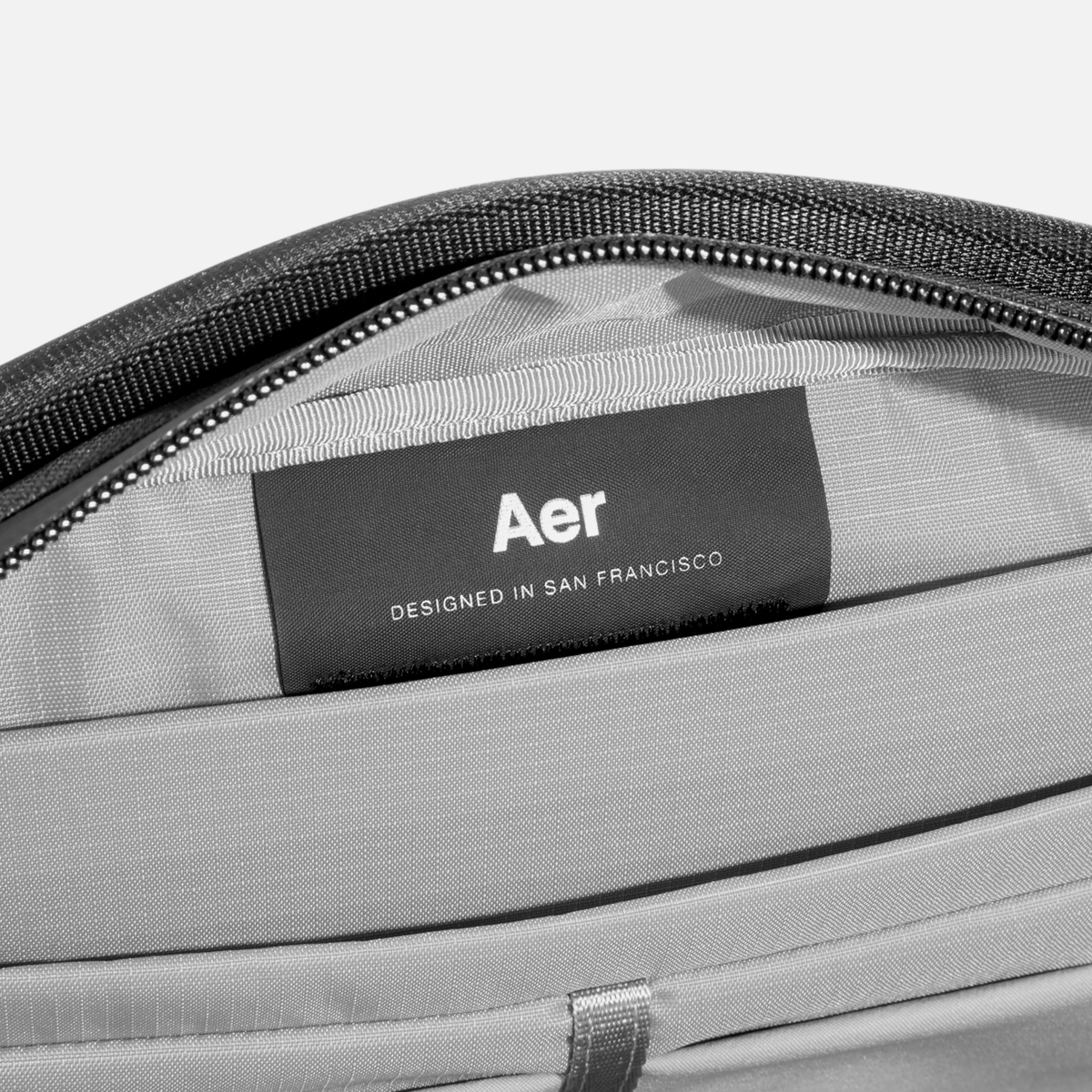 Day Sling 4 Max Ultra – Aer