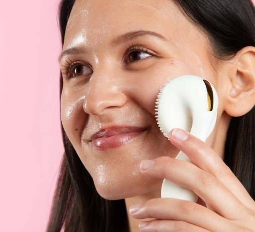 Petal 2 - Ultrasonic Facial Cleansing Brush
