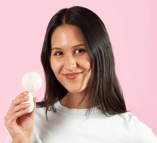 Petal 2 - Ultrasonic Facial Cleansing Brush