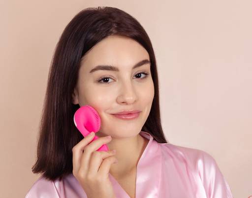 Petal 2 - Ultrasonic Facial Cleansing Brush