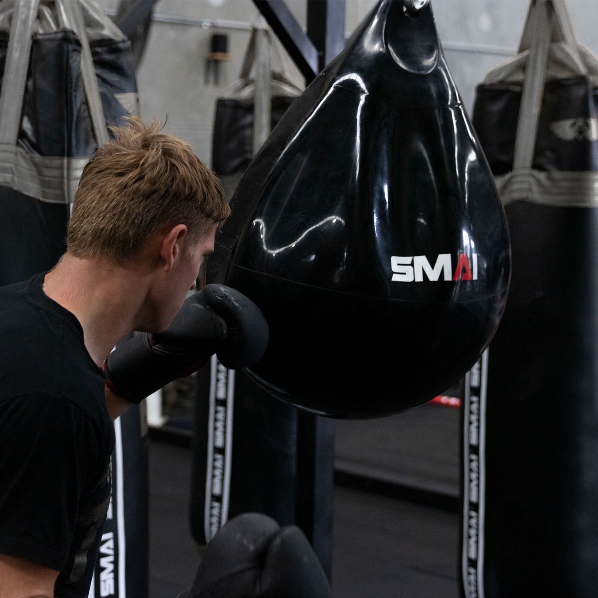 Aqua Punching Bag 18″ – 120 lbs. Review - MMA Gear Addict
