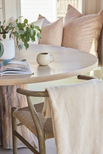 Harborview Herringbone Cream Blanket6