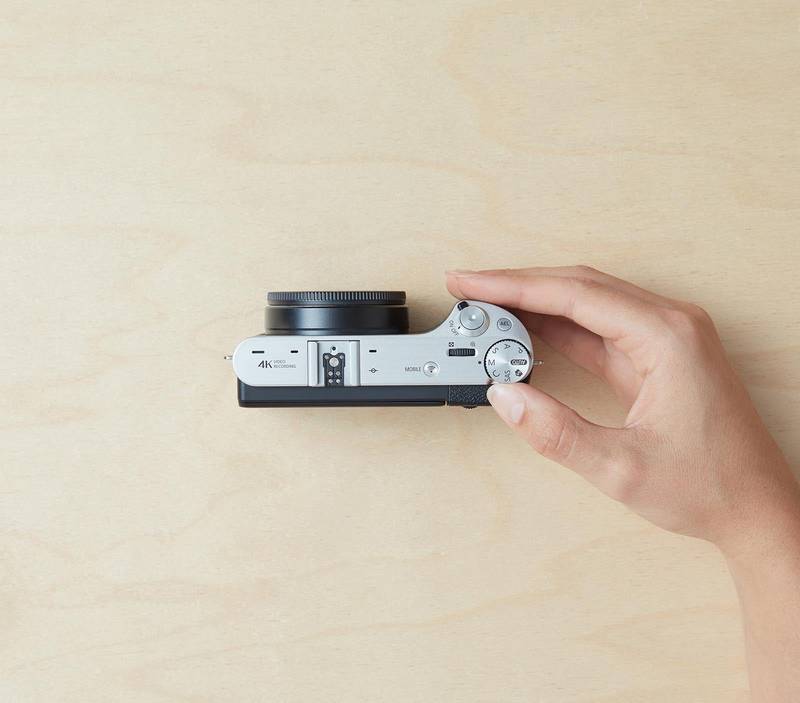 Canon (EF/EF-S) Lens Mount to Samsung NX Camera Mount