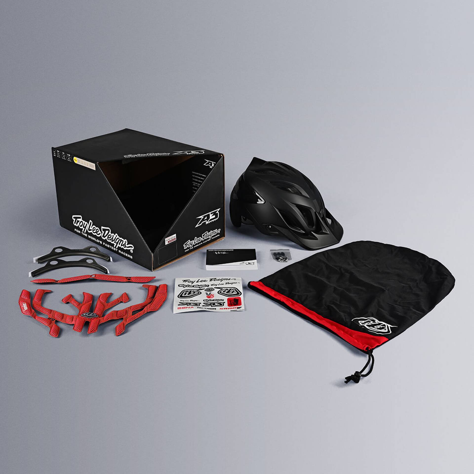 A3_Whats_In_Box.jpg?v=1698094104113&options=w_1920,dpr_auto