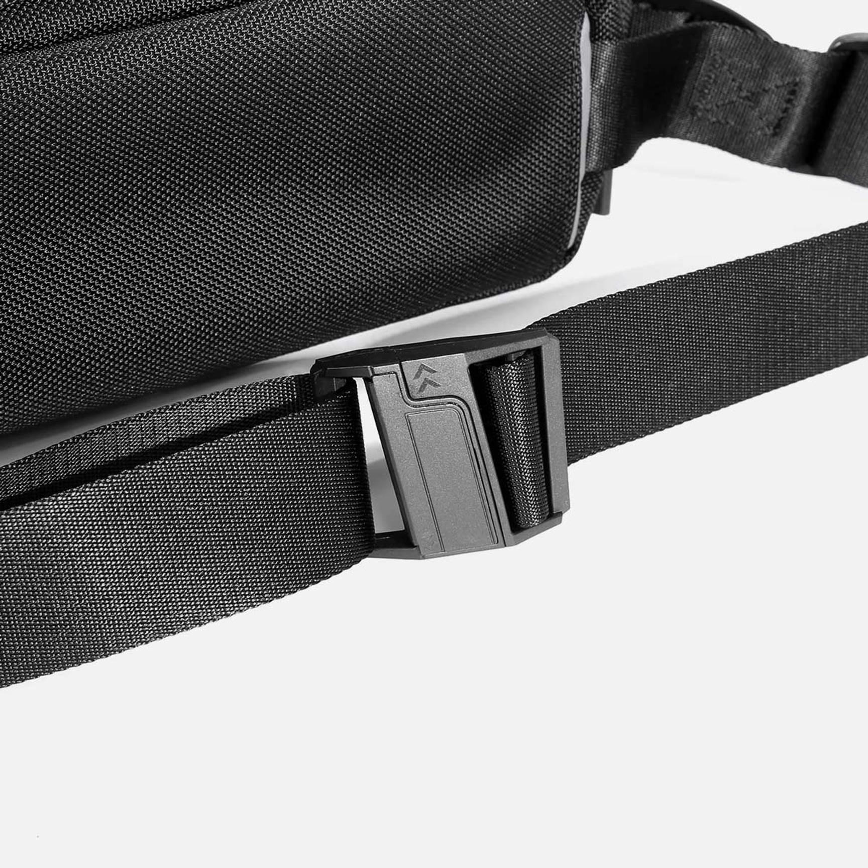 Aer City Sling 2 – Aer UK Aer City Sling 2 – Aer UK