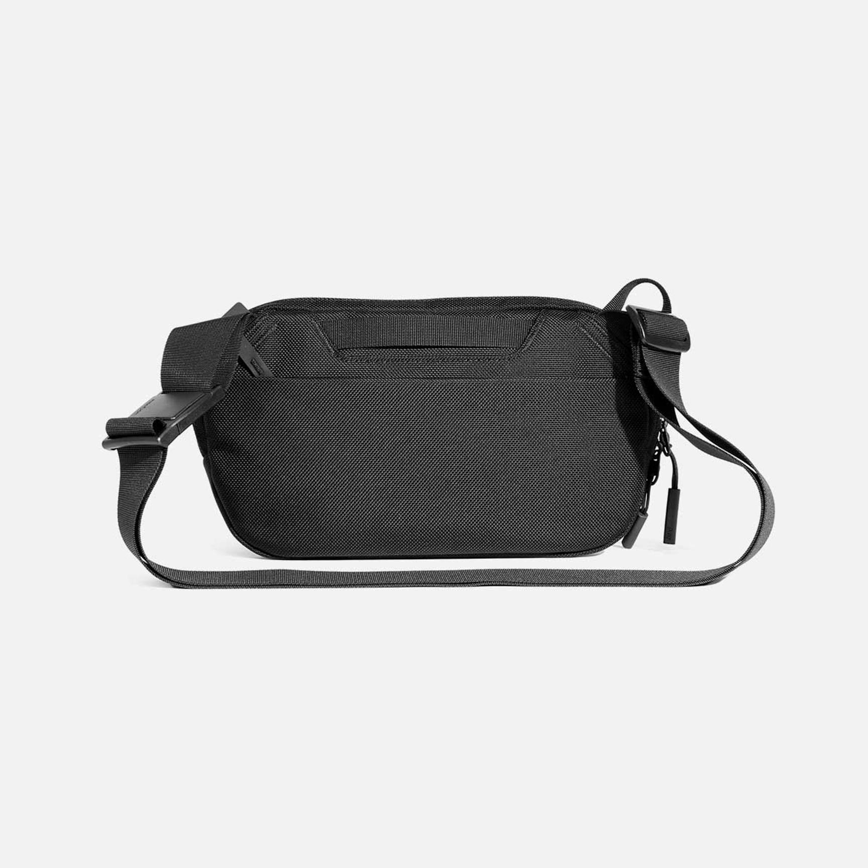 Aer day sling black online