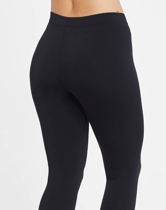 Flattering and durable 4-way stretch fabric