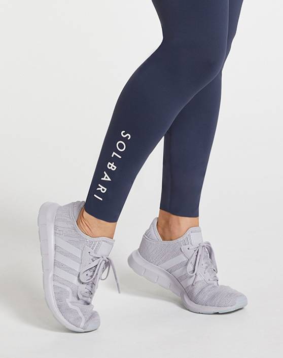 Minimal seams for maximum comfort