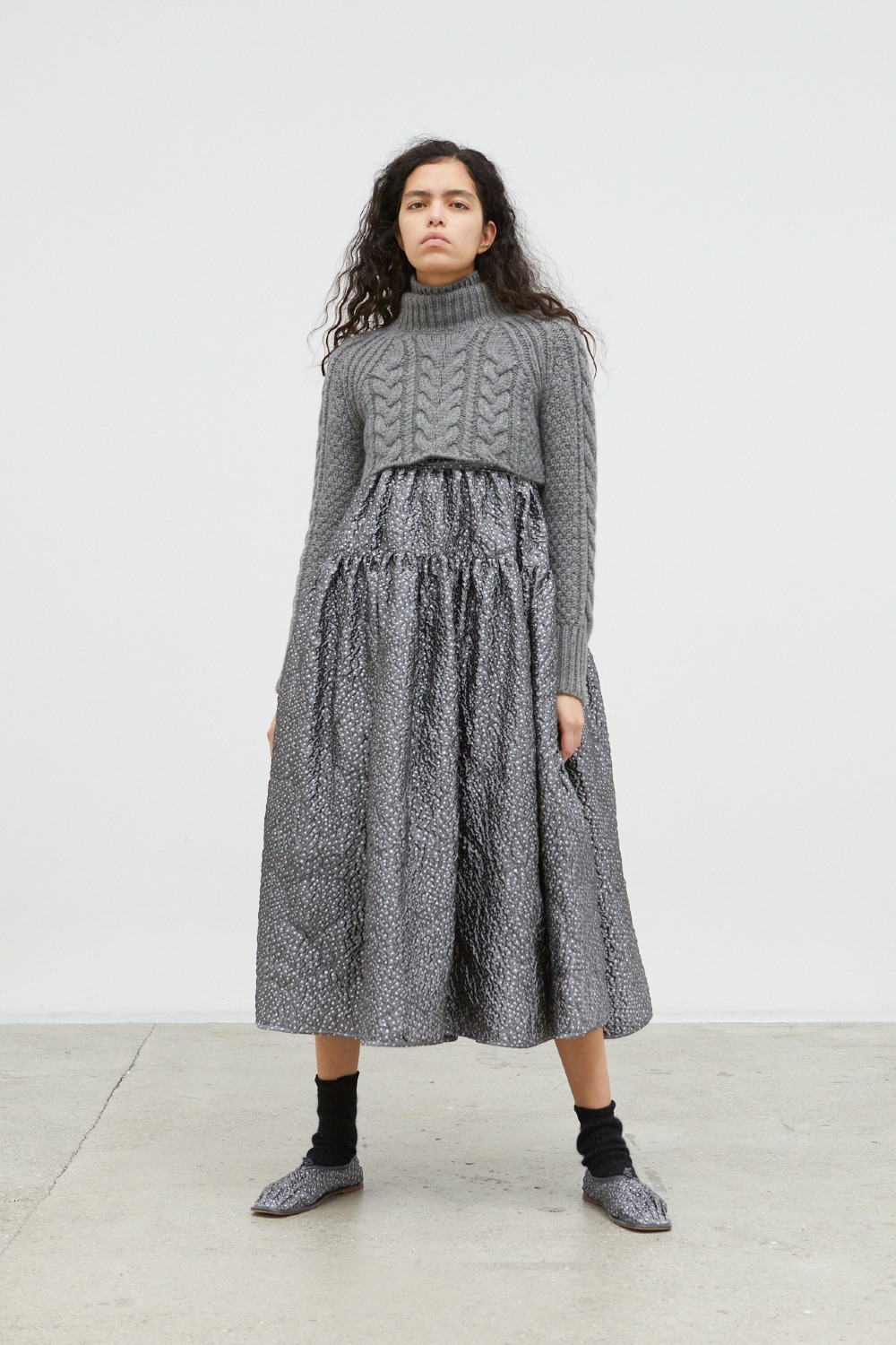 JOHANNA | DRESS FLECKS MATELASSÉ DOVE/WHITE