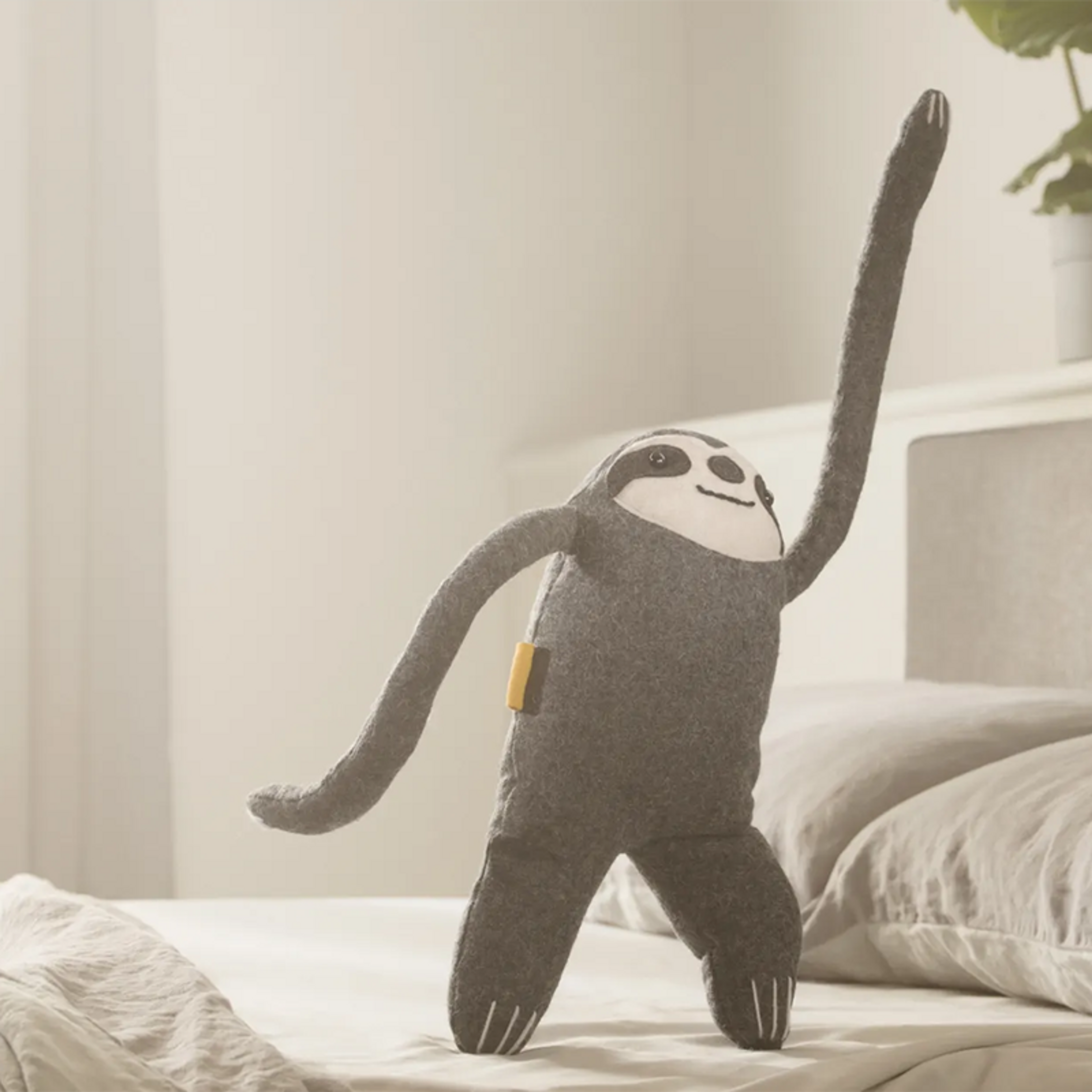 Eve sleep sloth online teddy