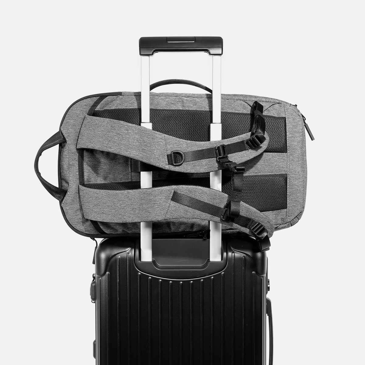 Duffel Pack 3 Gray – Aer