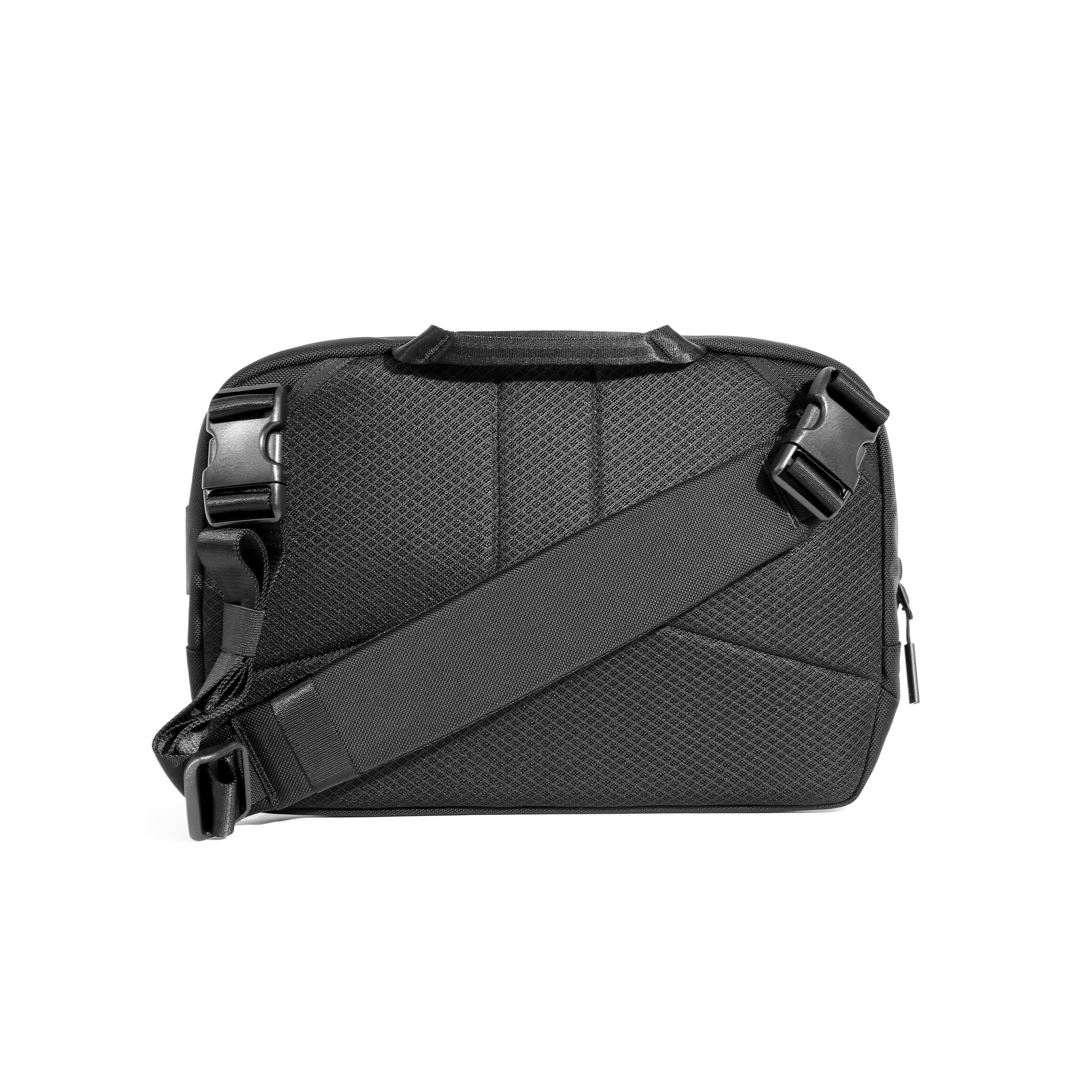 AER Tech Sling 3 多機能斜め掛けバッグ Tech Sling 3 – Aer
