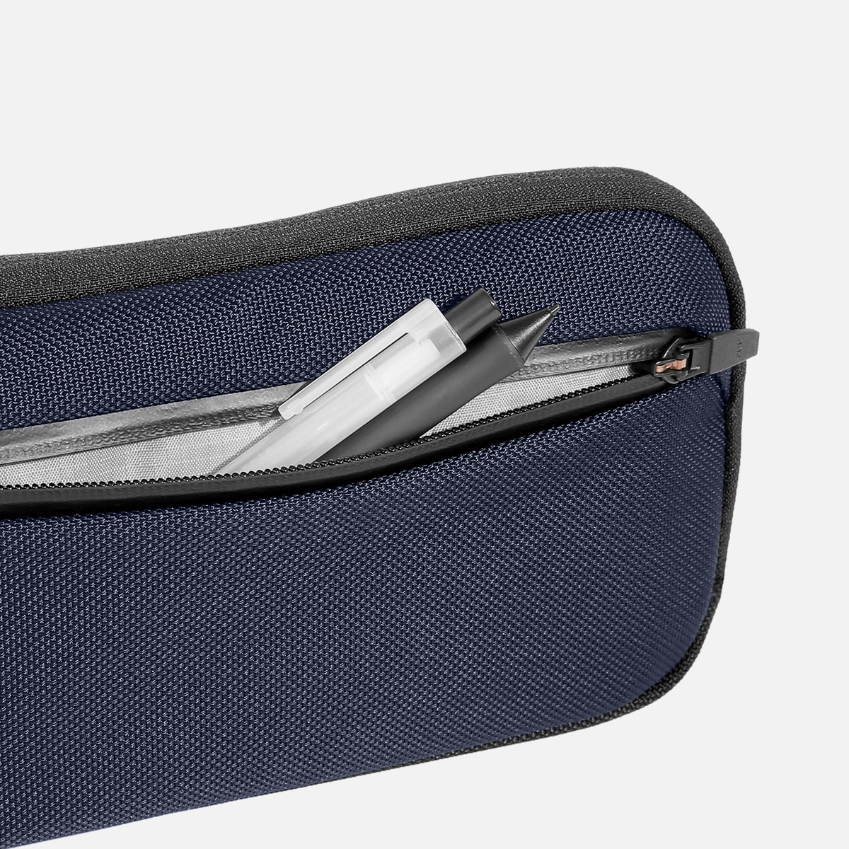 Slim Pouch 2 – Aer
