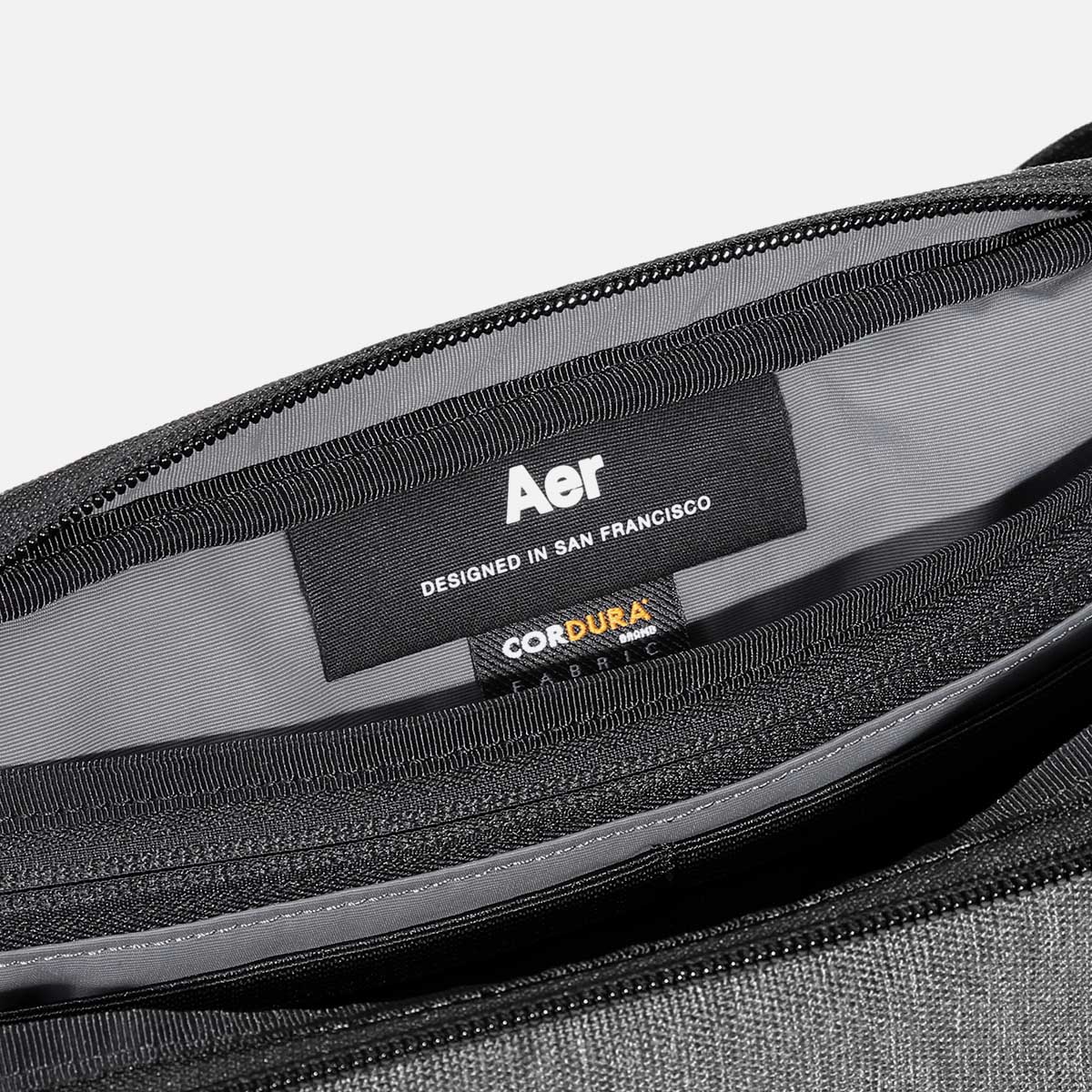 Day Sling 3 Gray – Aer