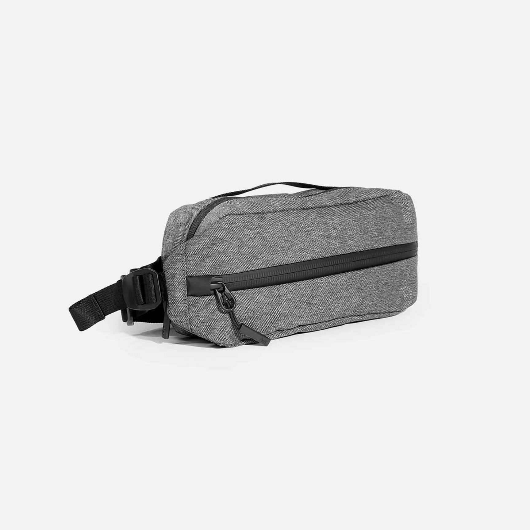 City Sling 2 Gray, 1 image