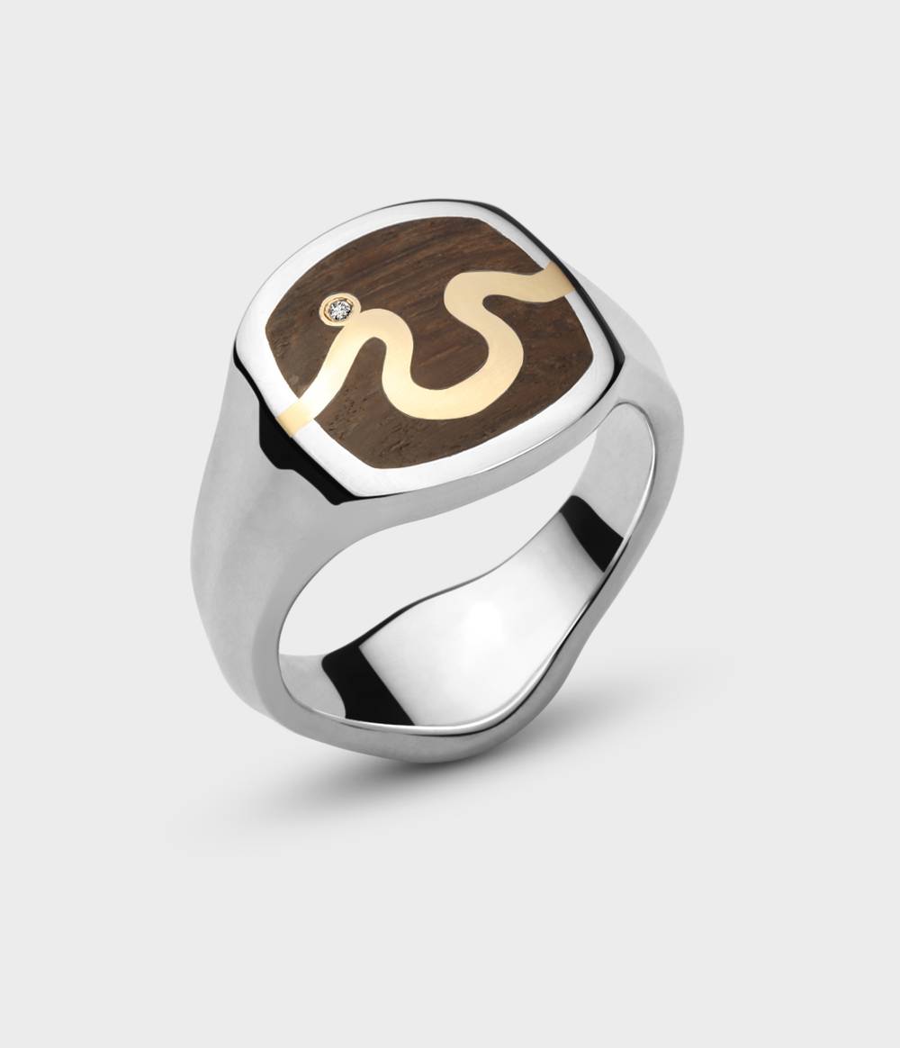 London Oak River Signet Ring