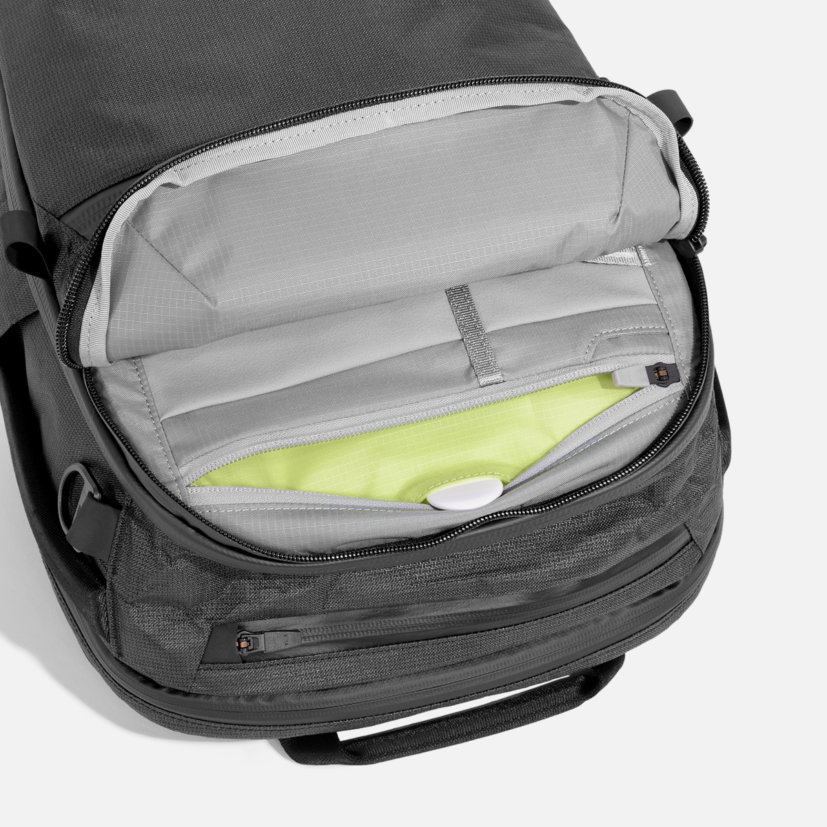 バッグ Aer City Pack Pro 2 Ultra AER91052_citypack2_ultra_34her