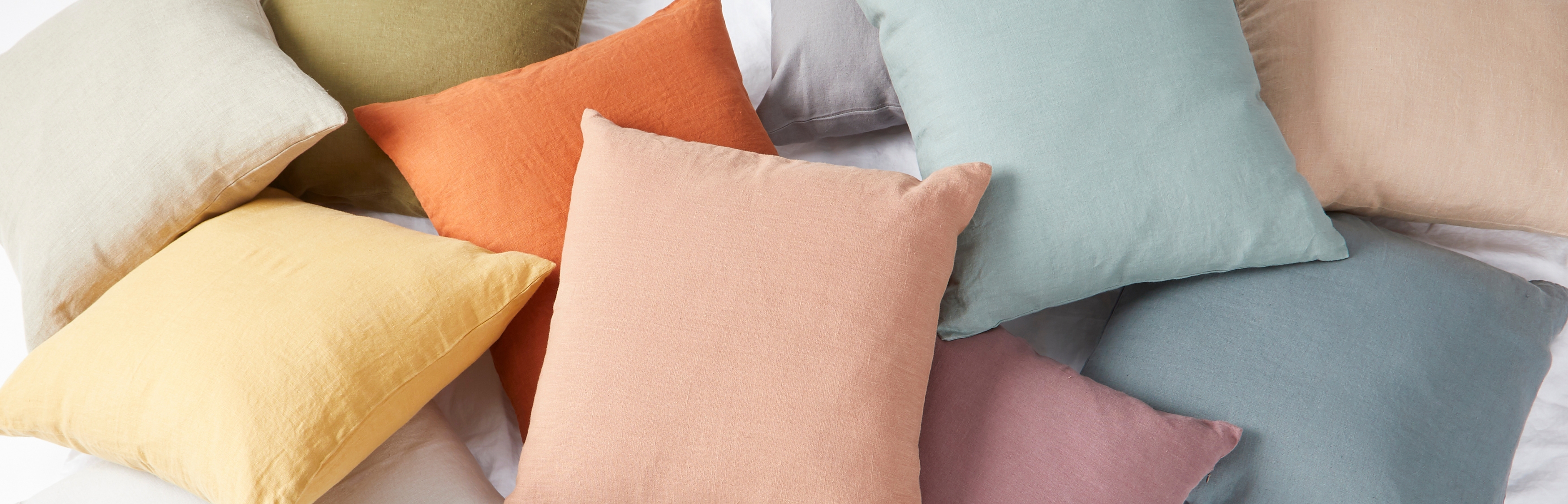 Linen cushions in many colors - By Native