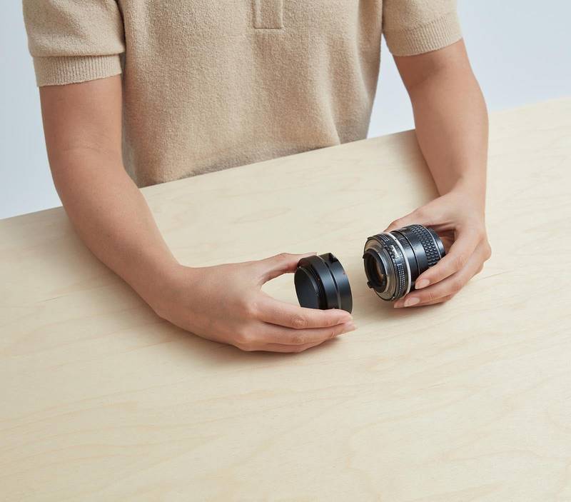 Nikon F Lens Mount to Canon RF Camera Mount