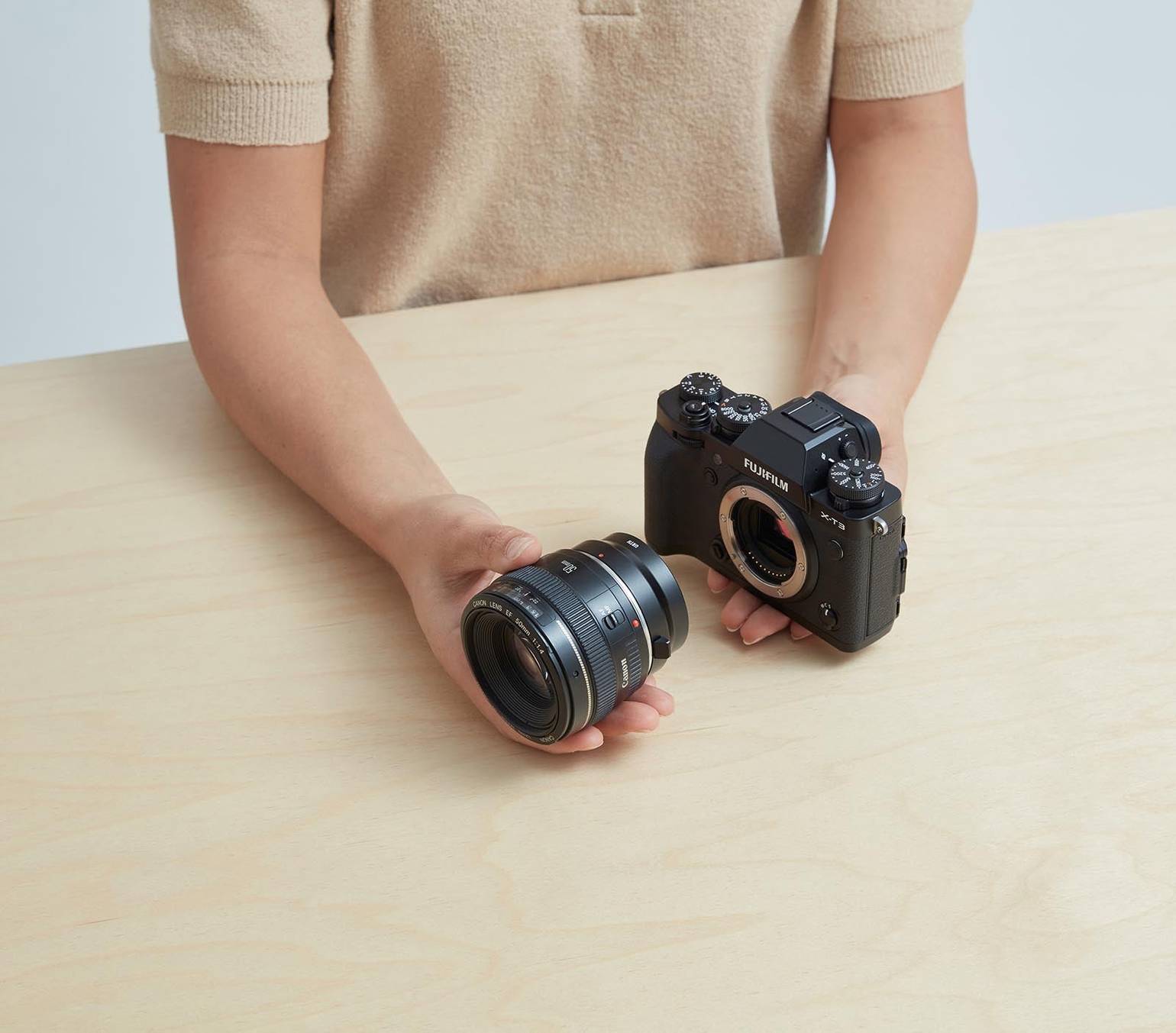Canon EF/EF-S Lens to Fujifilm X Camera Adapter