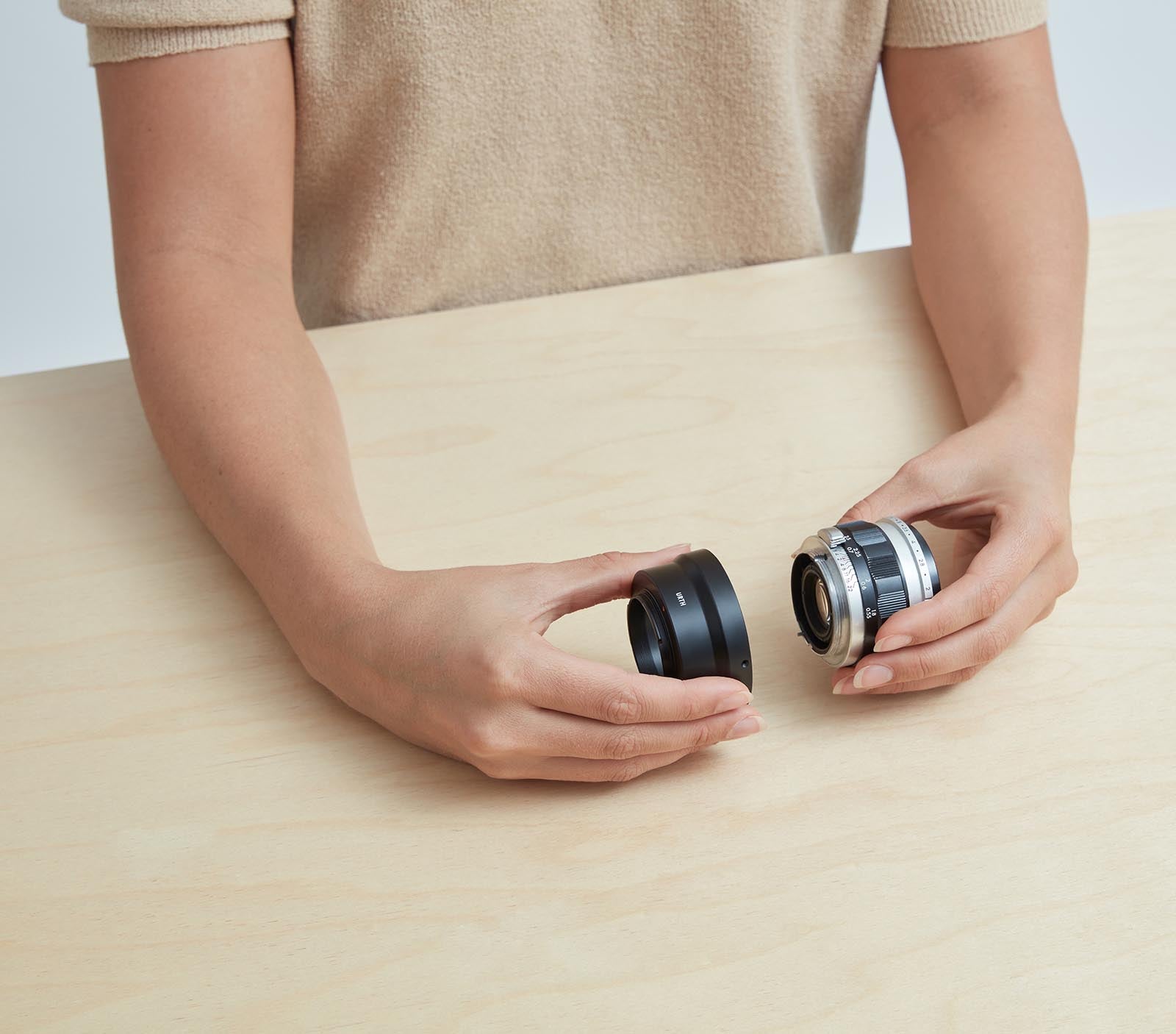 Urth M42 to Fujifilm X Lens Mount Adapter | Urth UK