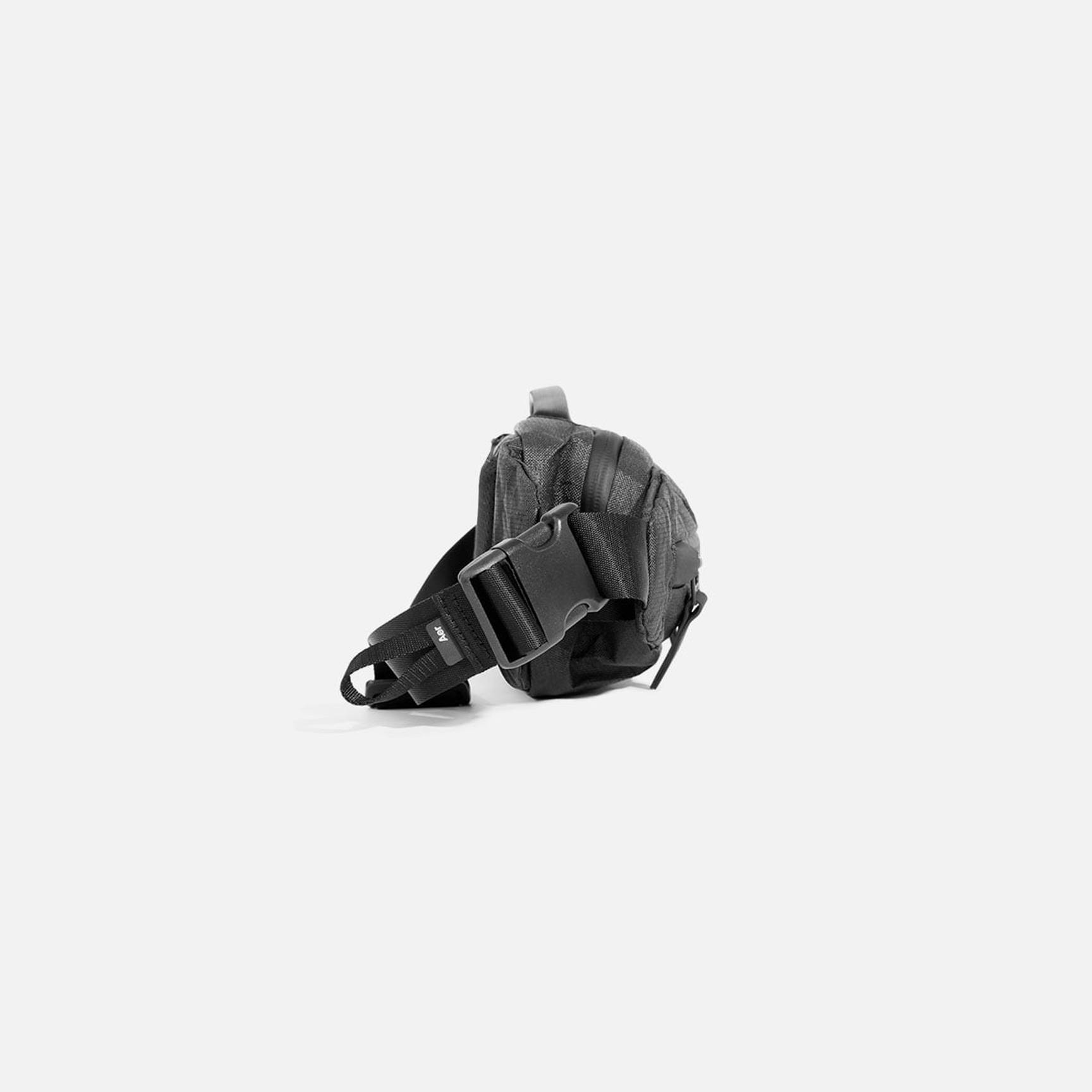 City Sling 3 Ultra – Aer UK City Sling 3 Ultra – Aer UK