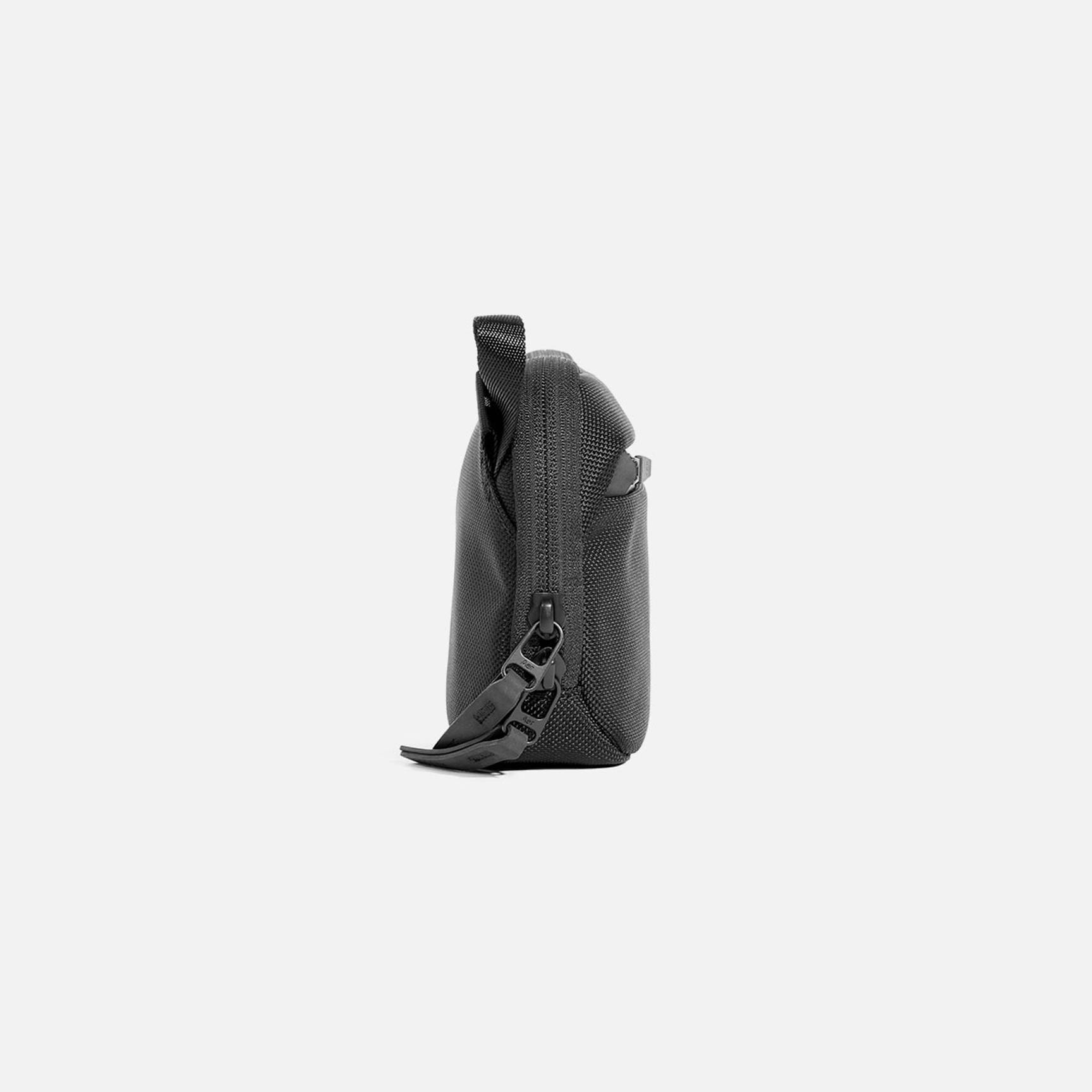 Slim Pouch 2 – Aer UK Slim Pouch 2 – Aer UK