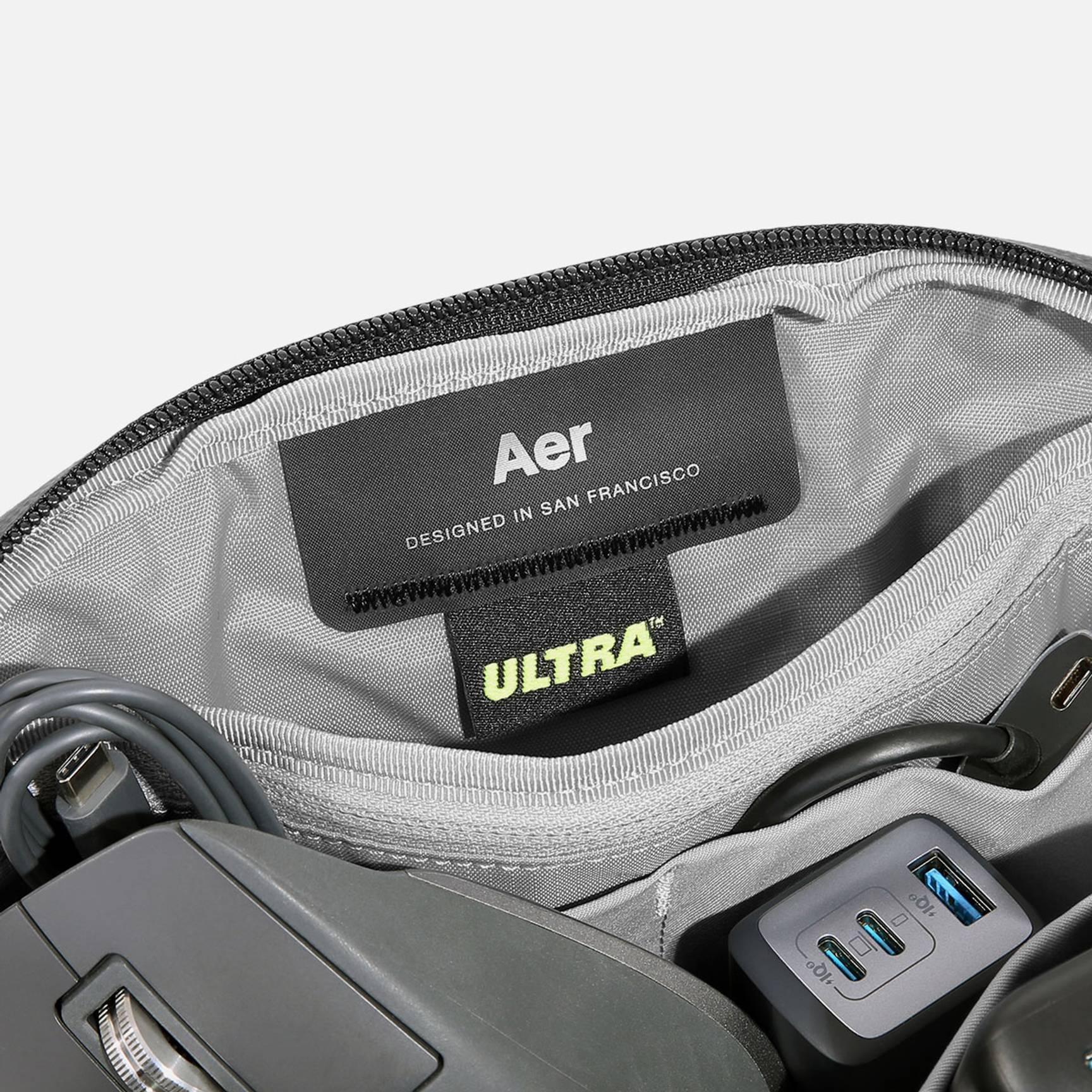 Slim Pouch 2 Ultra – Aer UK Slim Pouch 2 Ultra – Aer UK