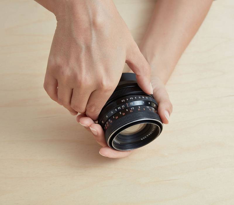 Pentacon Six (P6) Lens Mount to Canon (EF/EF-S) Camera Mount