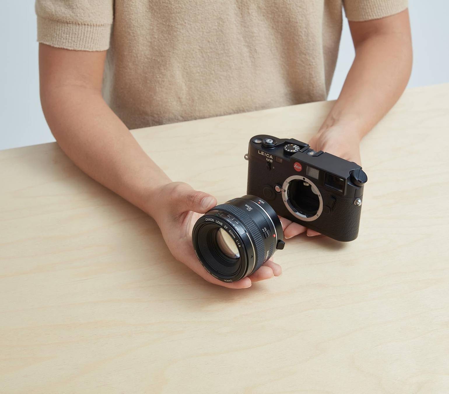 Canon EF/EF-S Lens to Leica M Camera Adapter