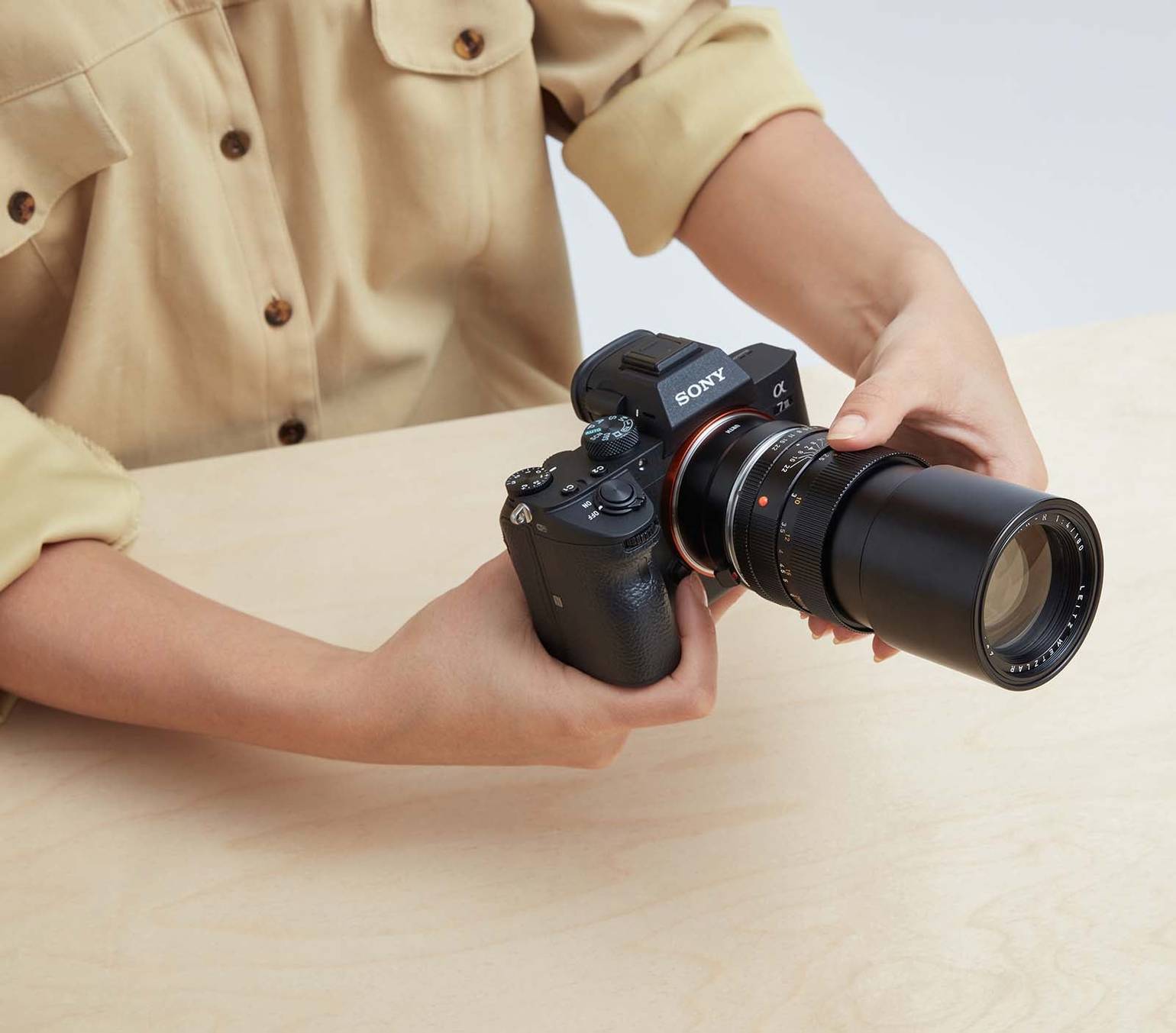 Leica R Lens to Sony E Camera Adapter