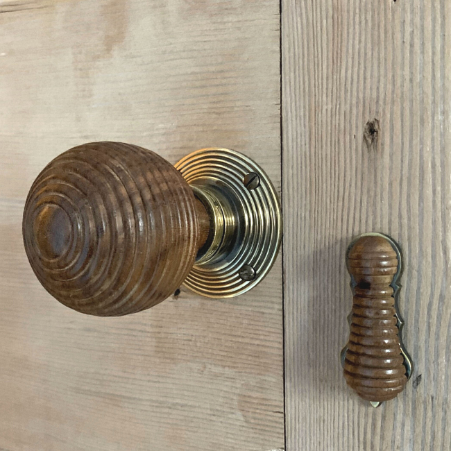 Beehive Door Knobs, Rosewood & Ebonised