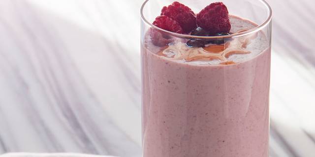 Peanut Butter and Berry Protein Power Smoothie