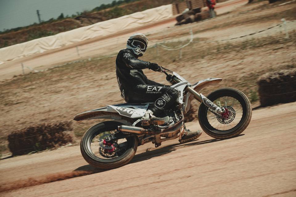 DUST & FUN #2 – Deus Ex Machina Australia