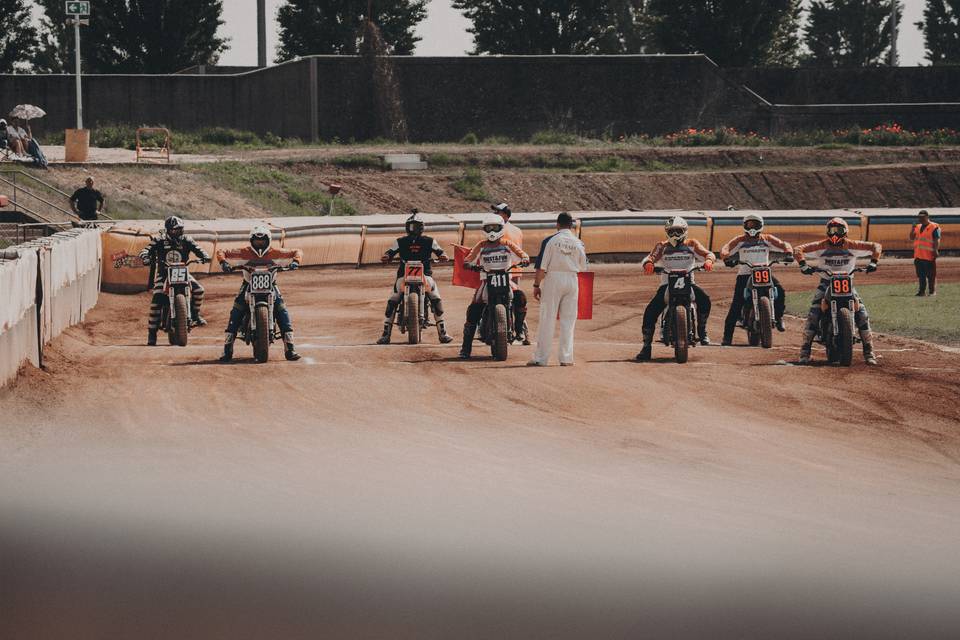 DUST & FUN #2 – Deus Ex Machina Europe