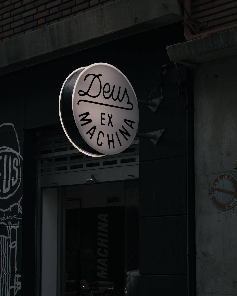 Store - Deus Valencia – Deus Ex Machina Europe