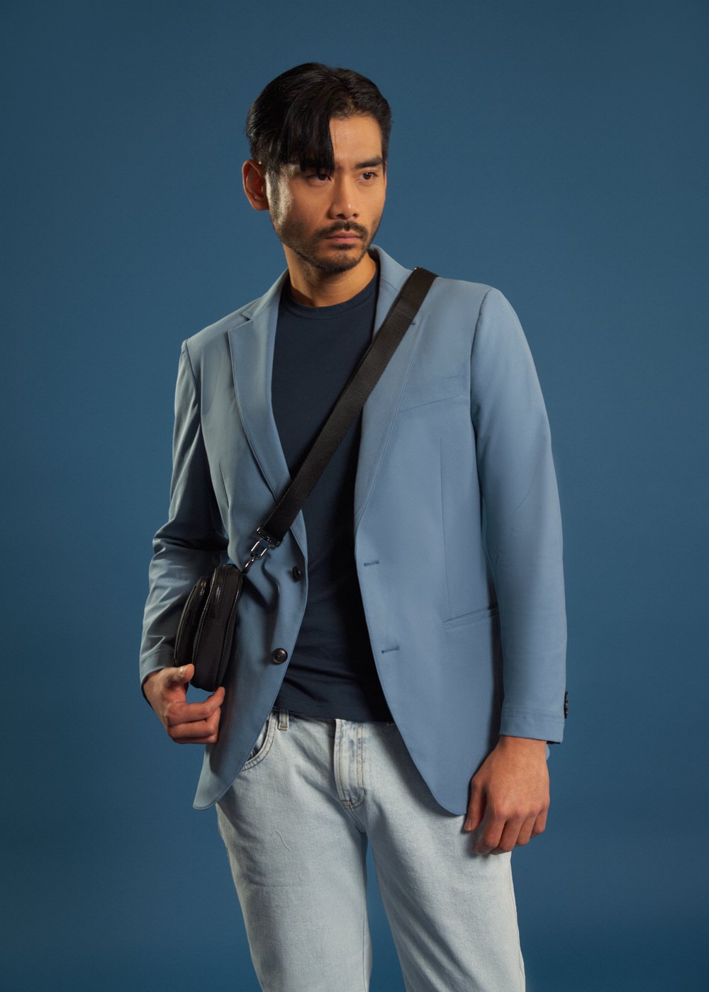 https://senestudio.com/products/soho-flextech-suit?variant=41921072857285;Soho FlexTech Suit,