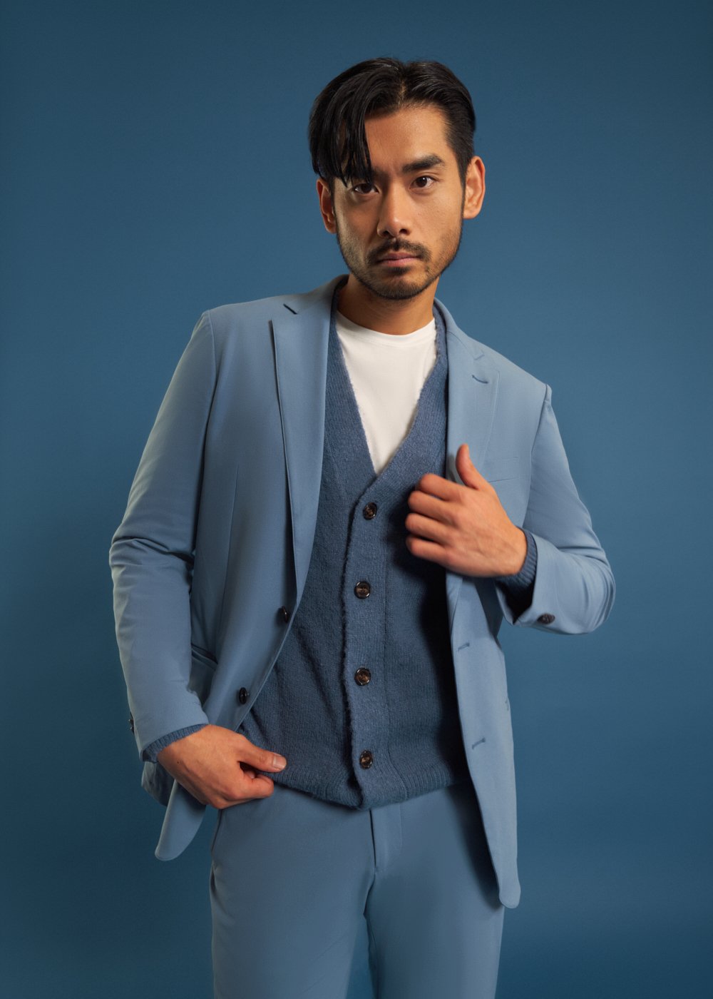 https://senestudio.com/products/soho-flextech-suit?variant=41921072857285;Soho FlexTech Suit,