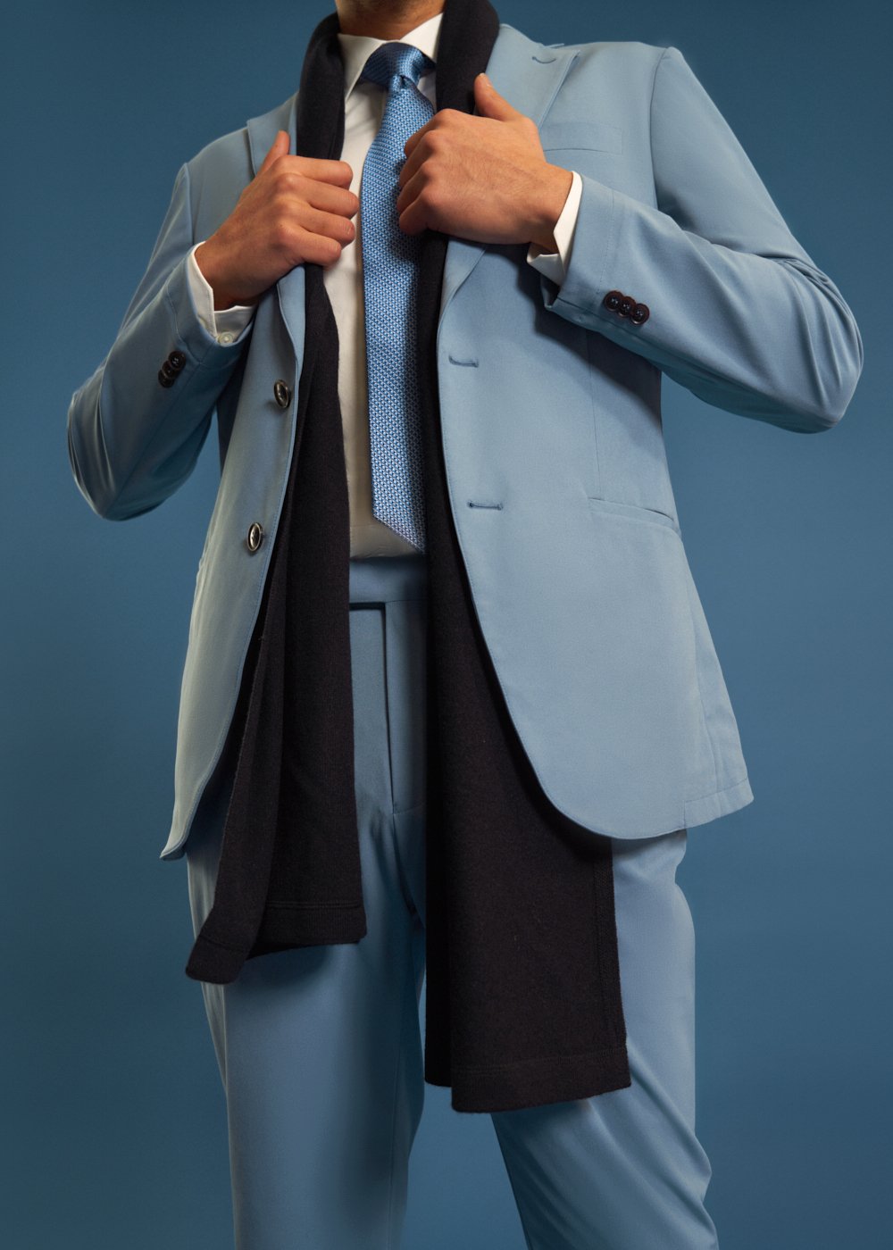 https://senestudio.com/products/soho-flextech-suit?variant=41921072857285;Soho FlexTech Suit,